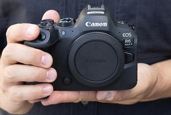 نقد و بررسی کامل دوربین کانن Canon EOS R6 II